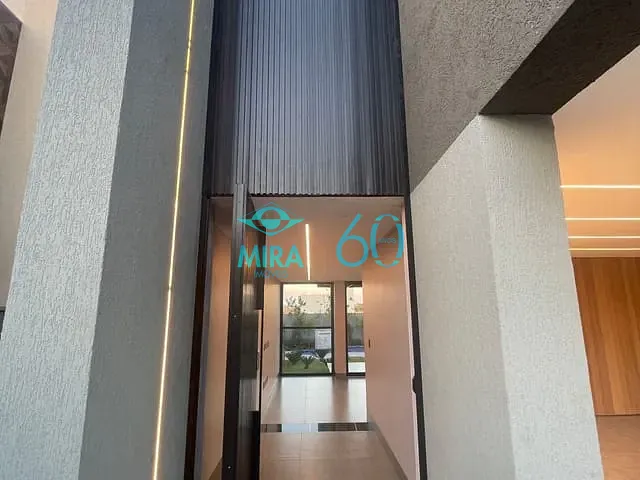 Casa com 420m² 4 quartos e 5 banheiros, à venda, no bairro Condomínio Residencial Grand Trianon em Anápolis