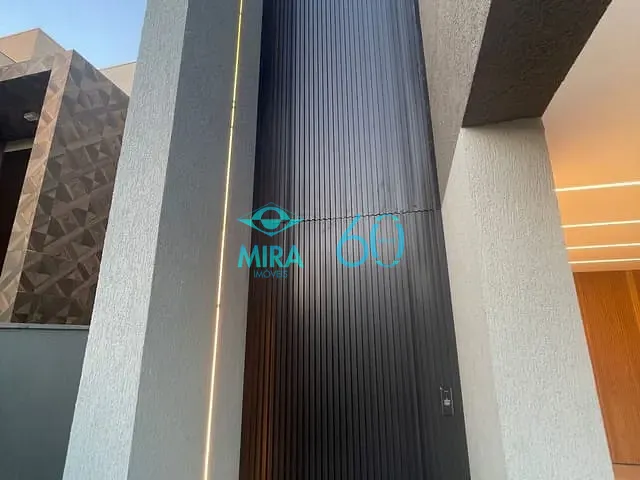 Casa com 420m² 4 quartos e 5 banheiros, à venda, no bairro Condomínio Residencial Grand Trianon em Anápolis