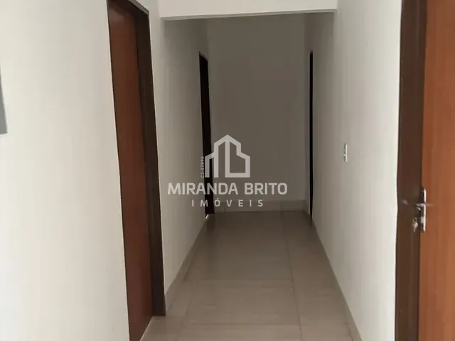 Casa 3 quartos e 2 banheiros, à venda, no bairro Independência - 2º Complemento em Aparecida de Goiânia