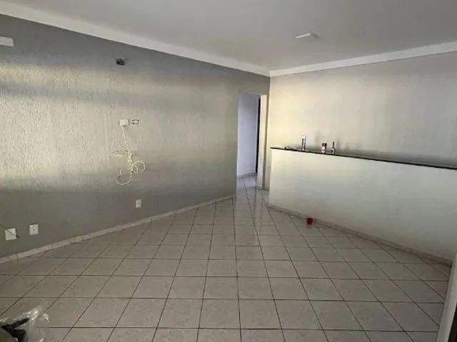 Casa com 300m² 3 quartos e 2 banheiros, à venda, no bairro Jardim Ivone em São Paulo
