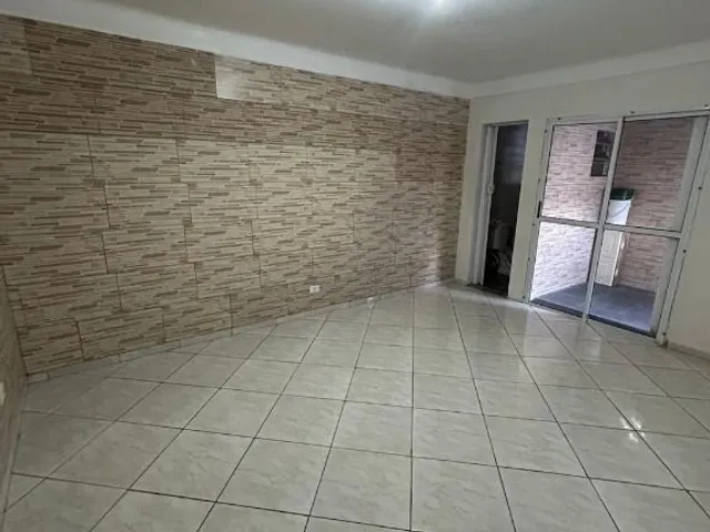 Casa com 300m² 3 quartos e 2 banheiros, à venda, no bairro Jardim Ivone em São Paulo
