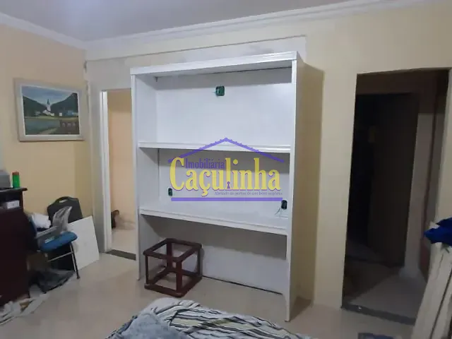 Casa com 1m² 4 quartos e 2 banheiros, à venda ou para alugar, no bairro Centro em Barra do Piraí