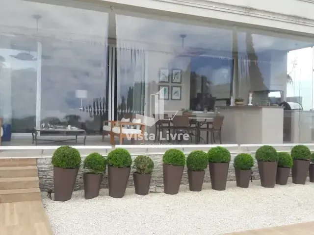 Casa com 400m² 3 quartos e 5 banheiros, à venda, no bairro Alphaville em Santana de Parnaíba