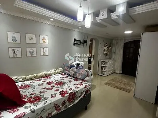 Casa com 500m² 3 quartos e 1 banheiro, à venda, no bairro Purys em Três Rios