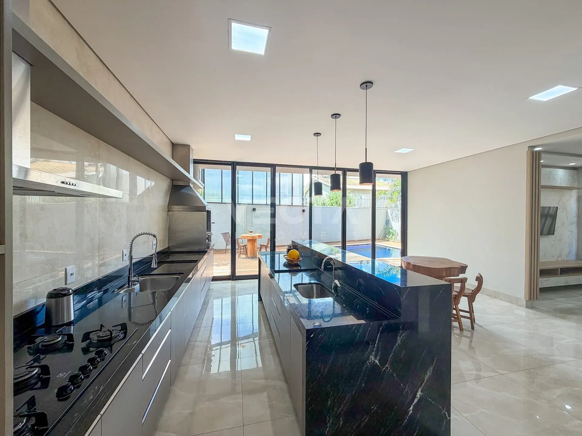 Casa, 3 quartos, 330 m² - Foto 11