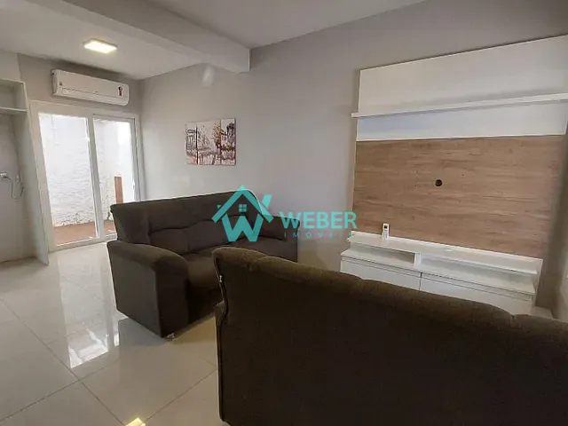 Casa 2 quartos e 3 banheiros, à venda, no bairro Industrial em Novo Hamburgo