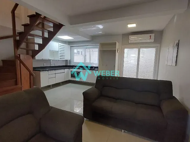 Casa 2 quartos e 3 banheiros, à venda, no bairro Industrial em Novo Hamburgo