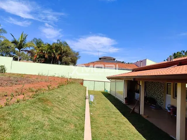 Casa com 1426m² 3 quartos e 4 banheiros, à venda, no bairro Jardim Caxambu em Jundiaí