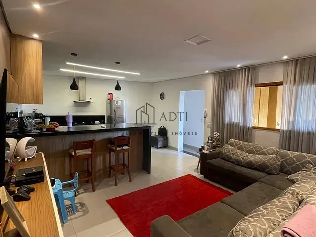 Casa com 266m² 3 quartos e 3 banheiros, à venda, no bairro Alto Ipiranga em Mogi das Cruzes