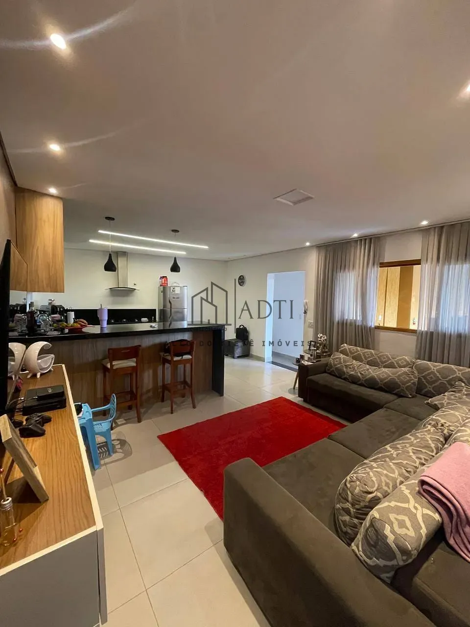 Casa, 3 quartos, 180 m² - Foto 2