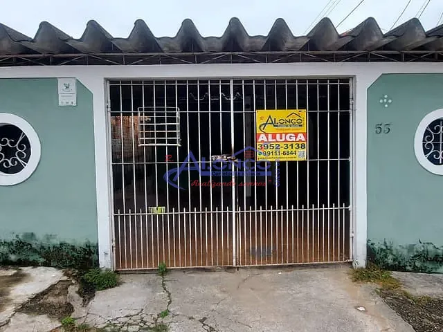 Casa com 250m² 3 quartos e 1 banheiro, para alugar, no bairro Parque Califórnia em Jacareí