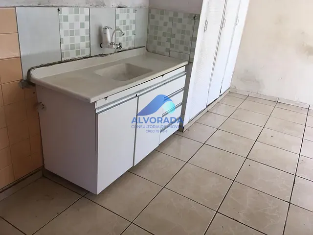 Casa com 265m² 3 quartos e 1 banheiro, à venda, no bairro Jardim Bela Vista em São José dos Campos