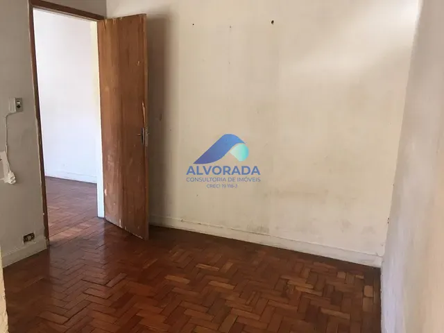 Casa com 265m² 3 quartos e 1 banheiro, à venda, no bairro Jardim Bela Vista em São José dos Campos