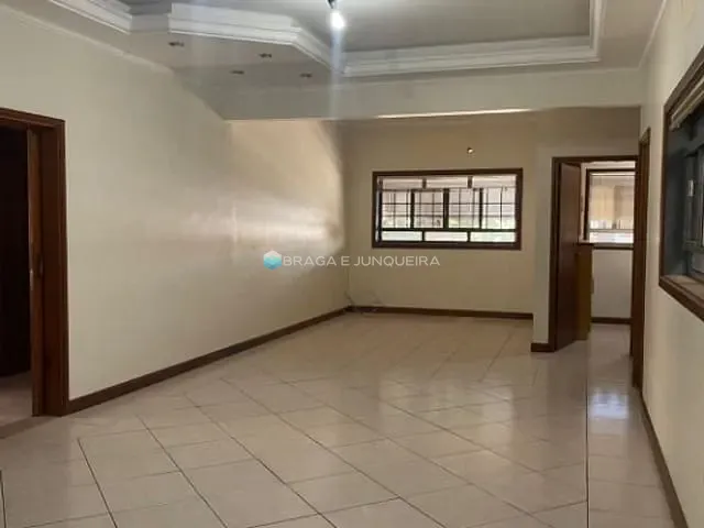 Casa com 500m² 3 quartos e 3 banheiros, à venda, no bairro Vila Imperial em São José do Rio Preto
