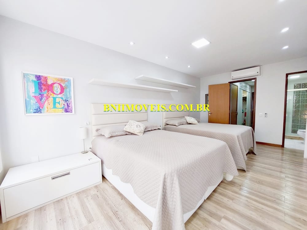 Casa, 3 quartos, 265 m² - Foto 15