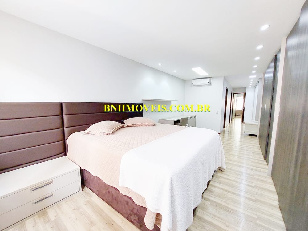 Casa, 3 quartos, 265 m² - Foto 24