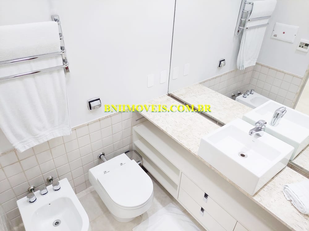 Casa, 3 quartos, 265 m² - Foto 23