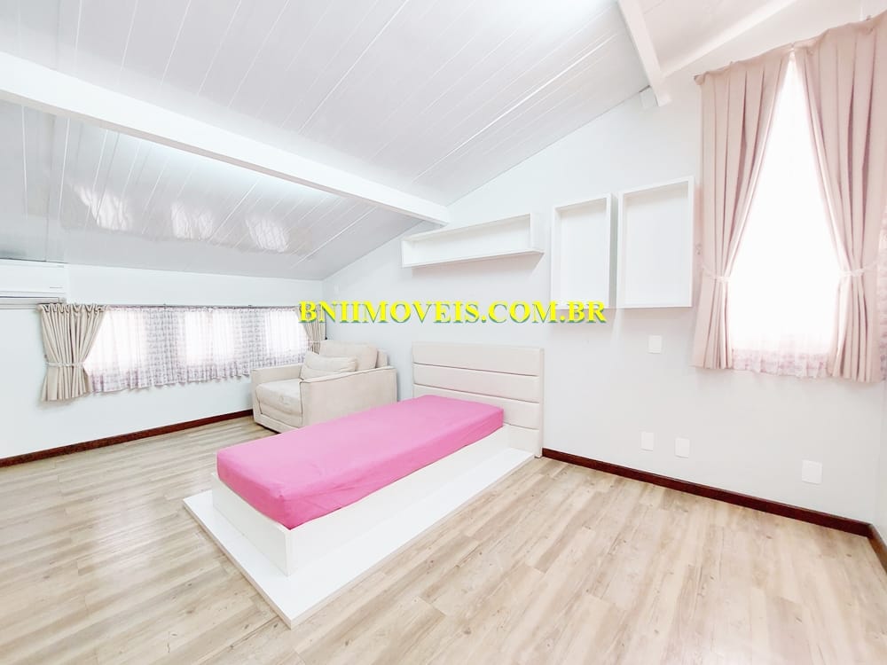 Casa, 3 quartos, 265 m² - Foto 29
