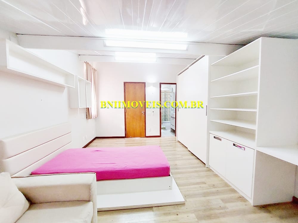 Casa, 3 quartos, 265 m² - Foto 28