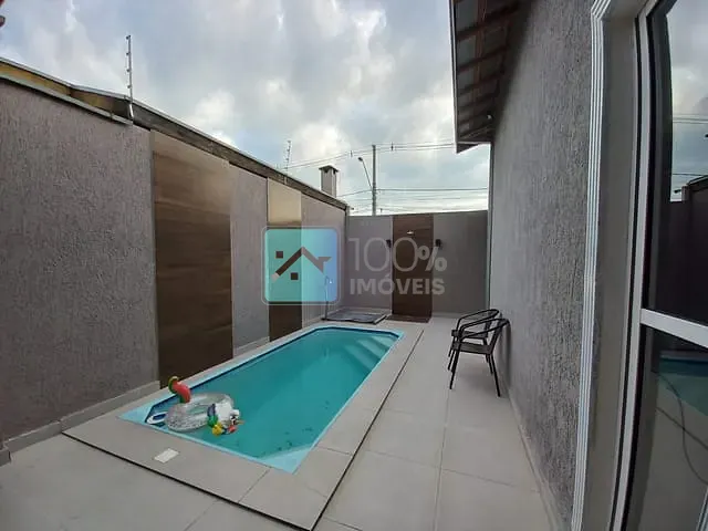 Casa com 180m² 3 quartos e 2 banheiros, à venda, no bairro Residencial Santa Paula em Jacareí