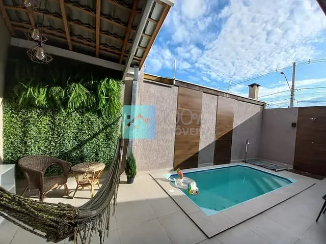 Casa com 180m² 3 quartos e 2 banheiros, à venda, no bairro Residencial Santa Paula em Jacareí