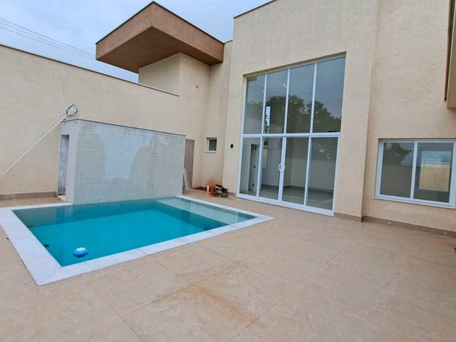 Casa com 553m² 3 quartos e 4 banheiros, à venda, no bairro Morato em Piracicaba