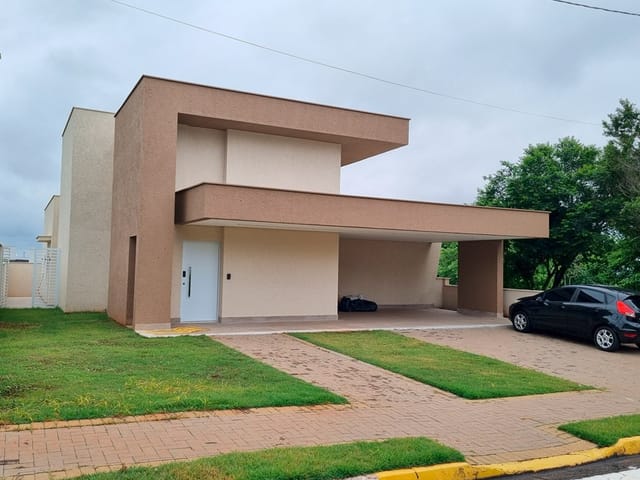 Casa com 553m² 3 quartos e 4 banheiros, à venda, no bairro Morato em Piracicaba