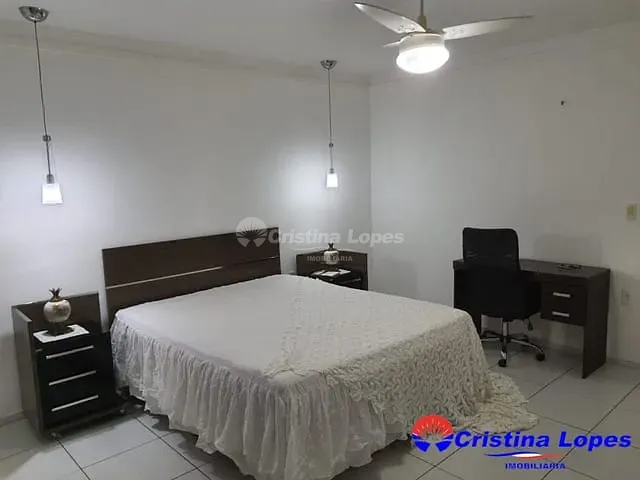 Casa com 277m² 3 quartos e 4 banheiros, à venda, no bairro Fátima em Teresina