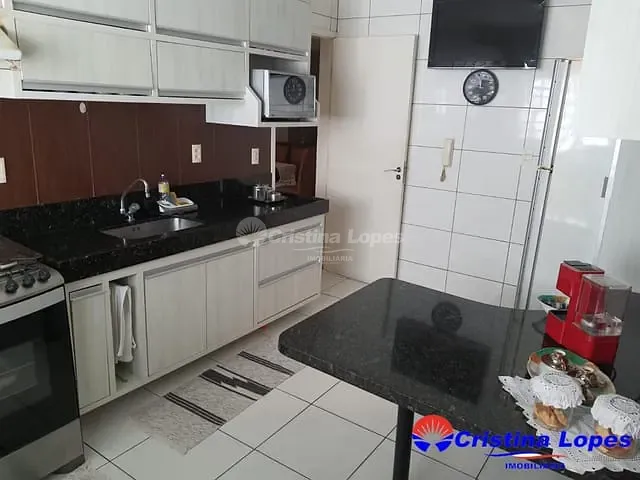 Casa com 277m² 3 quartos e 4 banheiros, à venda, no bairro Fátima em Teresina