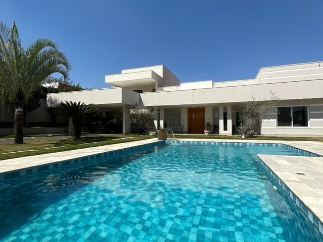 Casa com 1000m² 4 quartos e 3 banheiros, à venda, no bairro Residencial Vale das Nogueiras em Americana