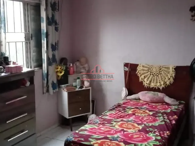 Casa com 300m² 2 quartos e 1 banheiro, à venda, no bairro Munhoz Júnior em Osasco