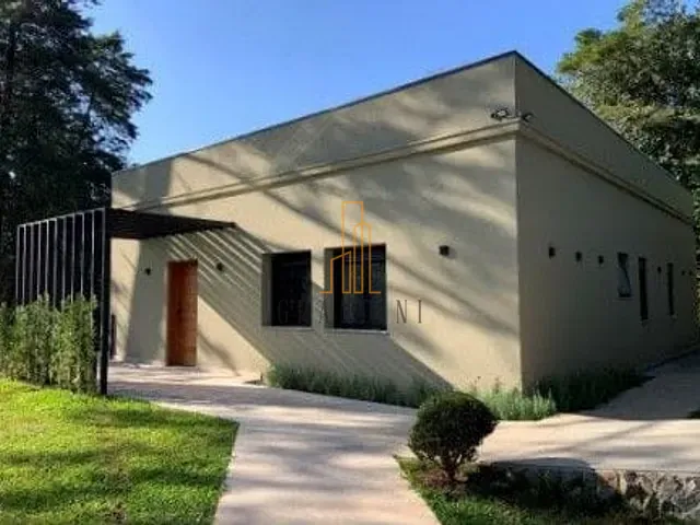 Casa com 1200m², à venda ou para alugar, no bairro Tanque em Atibaia