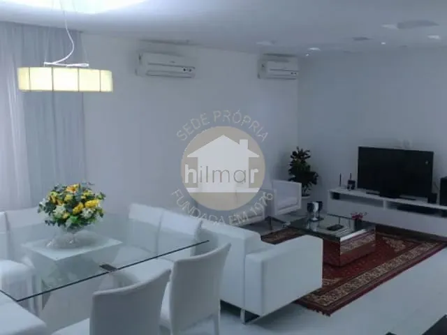 Casa 4 quartos e 5 banheiros, à venda, no bairro Freguesia (Jacarepaguá) em Rio de Janeiro