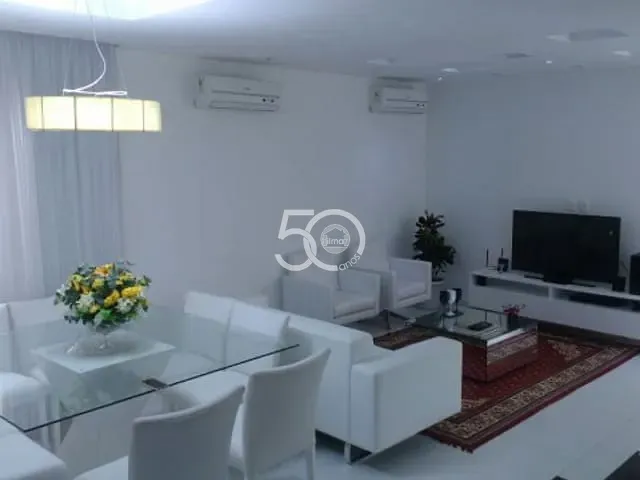 Casa 4 quartos e 5 banheiros, à venda, no bairro Freguesia (Jacarepaguá) em Rio de Janeiro