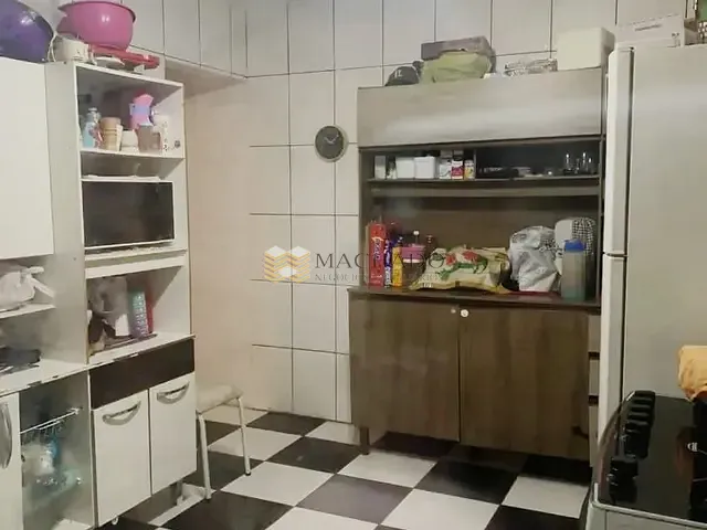 Casa 3 quartos e 2 banheiros, à venda, no bairro Conjunto Habitacional São José em Campo Limpo Paulista