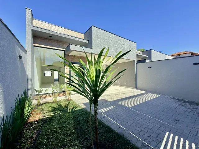 Casa com 200m² 3 quartos e 2 banheiros, à venda, no bairro Parque da Fonte em São José dos Pinhais