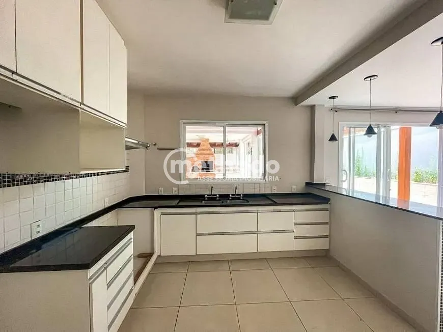 Casa, 3 quartos, 214 m² - Foto 9