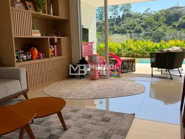 Casa 4 quartos e 6 banheiros, à venda, no bairro Paiol Velho em Santana de Parnaíba
