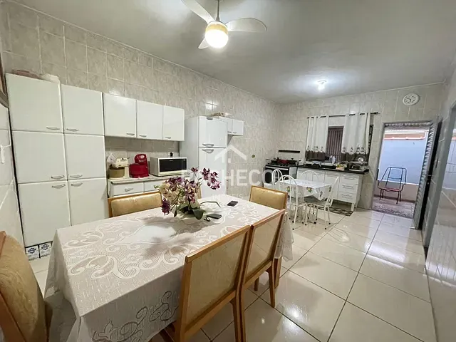 Casa com 250m² 4 quartos e 2 banheiros, à venda, no bairro Cidade Nova II em Santa Bárbara D'Oeste