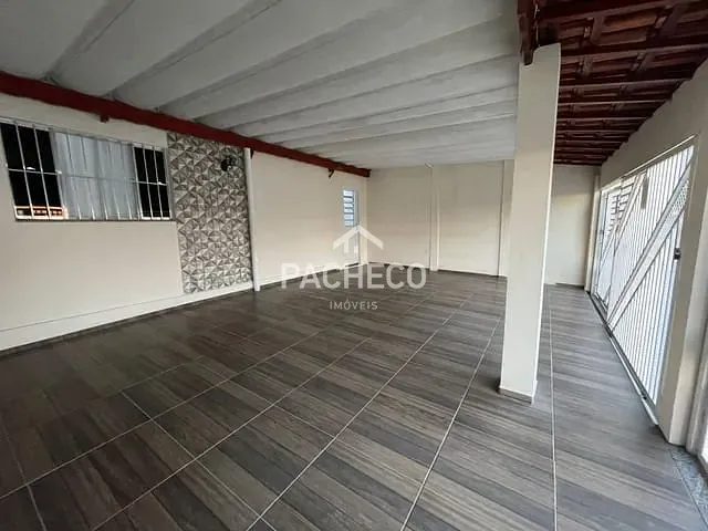 Casa com 250m² 4 quartos e 2 banheiros, à venda, no bairro Cidade Nova II em Santa Bárbara D'Oeste