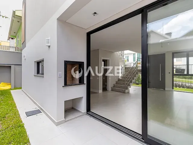 Casa 3 quartos e 3 banheiros, à venda, no bairro Afonso Pena em São José dos Pinhais
