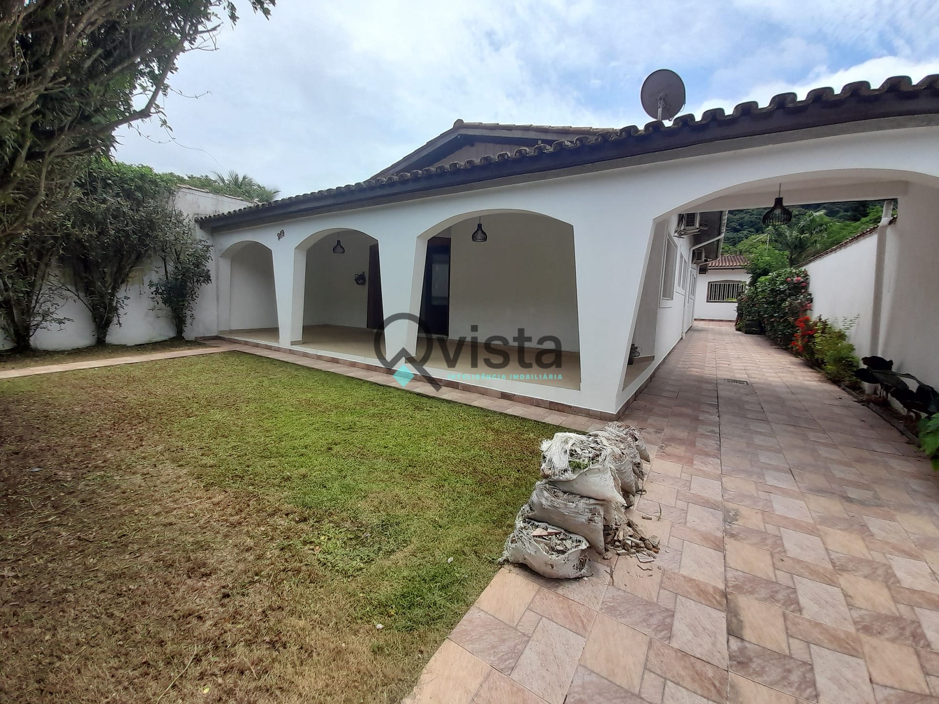 Casa, 3 quartos, 189 m² - Foto 1