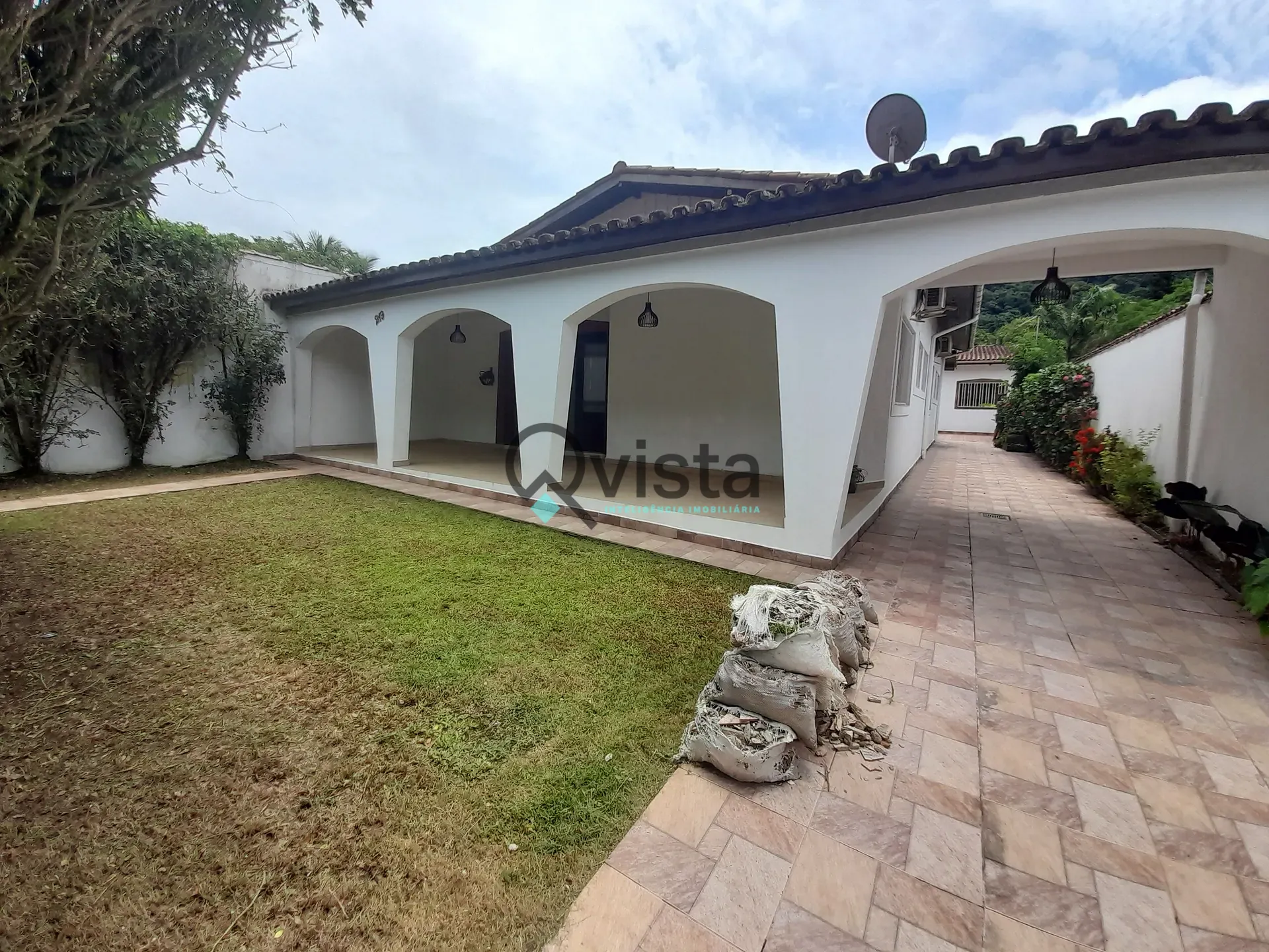 Casa, 3 quartos, 189 m² - Foto 1