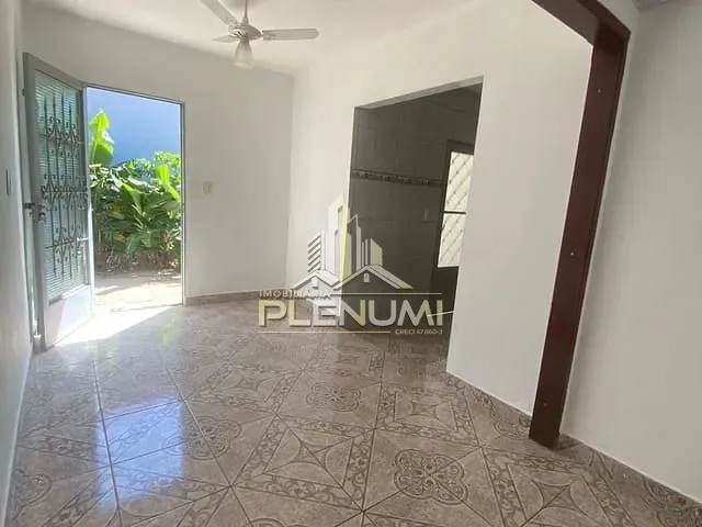 Casa com 250m² 2 quartos e 2 banheiros, à venda, no bairro Jardim Azul em Rio Claro