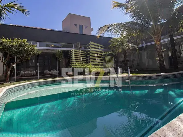 Casa com 525m² 2 quartos e 3 banheiros, à venda, no bairro Jardim Colonial em Bauru