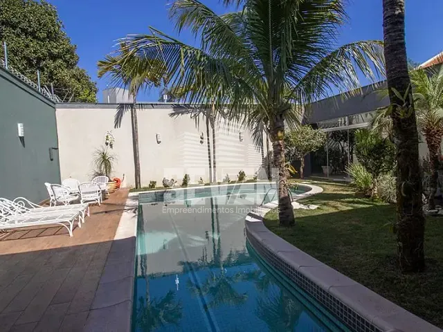 Casa com 525m² 2 quartos e 3 banheiros, à venda, no bairro Jardim Colonial em Bauru