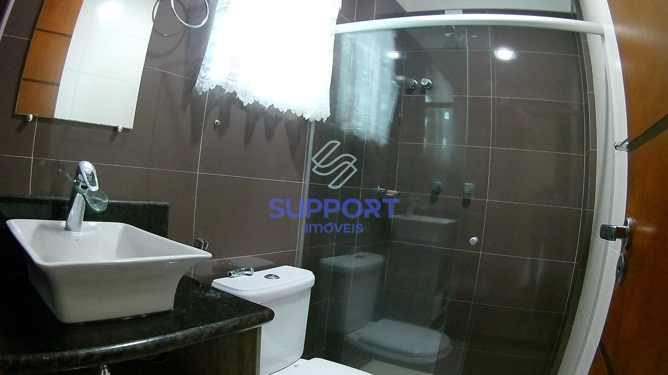 Casa à venda com 4 quartos, 600m² - Foto 47