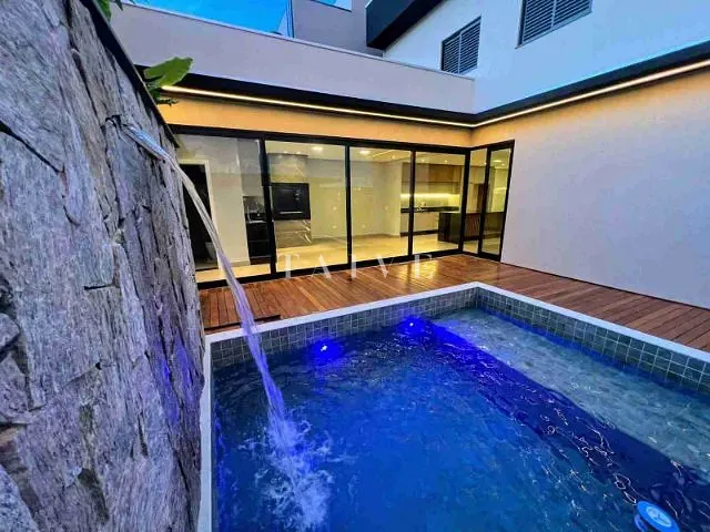 Casa com 250m² 4 quartos e 5 banheiros, à venda, no bairro Cidade Industrial 2 em Londrina