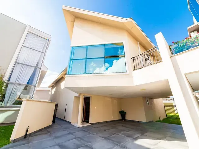Casa com 372m² 4 quartos e 5 banheiros, à venda, no bairro Uberaba em Curitiba