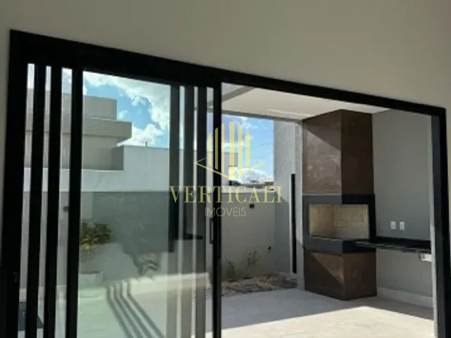 Casa com 300m² 3 quartos e 3 banheiros, à venda, no bairro Morada dos Nobres em Cuiabá